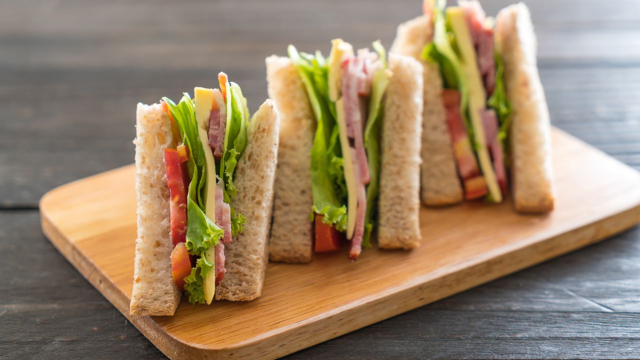 cuantas calorias tiene un sandwich